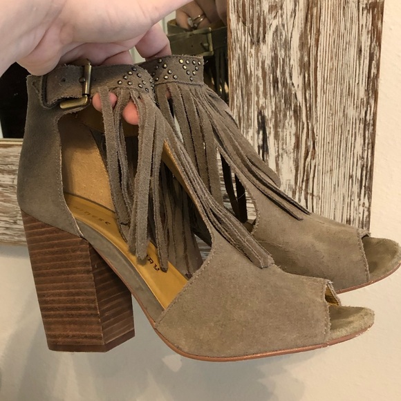 Chinese Laundry Grey Suede Fringe Booties - Picture 2 of 6